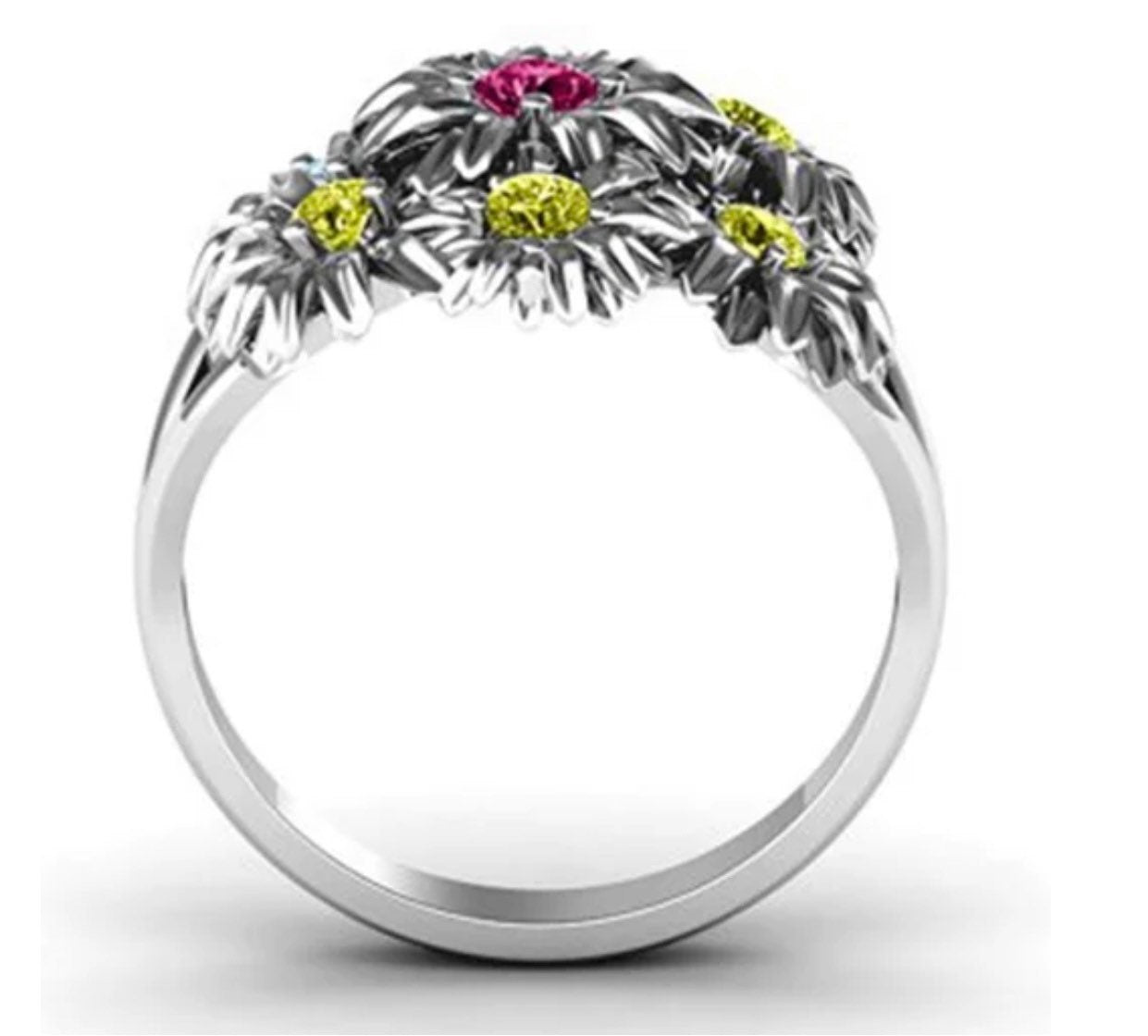 Daisy Bouquet Flower Ring - Springtime Jewelry - Unique Summer Look - Caual or Dressy