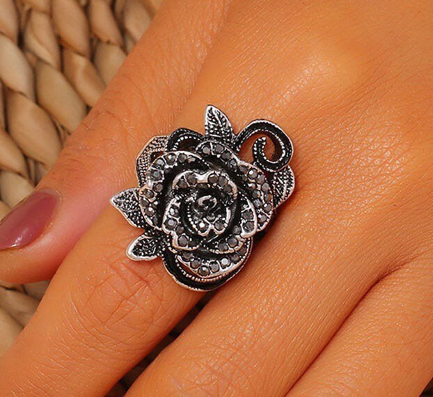 Gun Metal Black Rose Ring - Beautiful Gift for Women - Sparkly Ring - Large Statement Ring