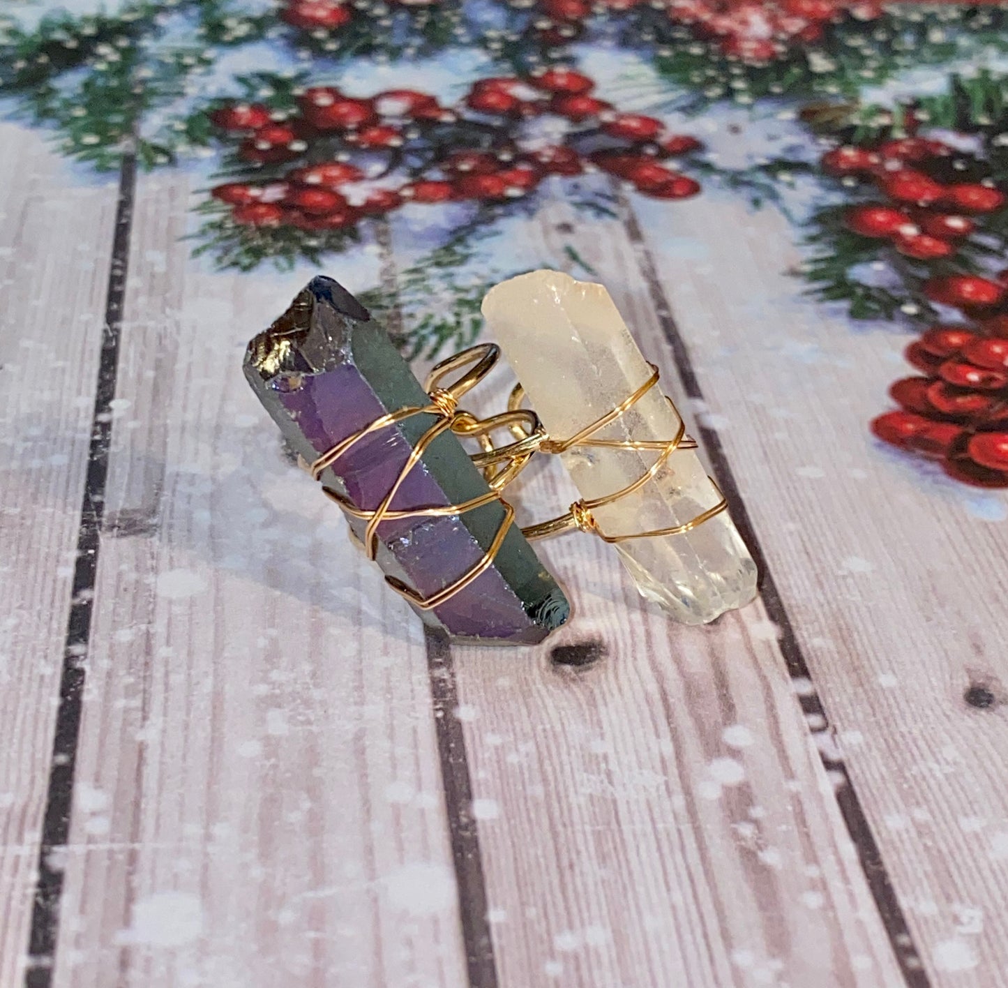 Beautiful Stone Rings Tied with Gold Color Wire - Adjustable - Multicolor or White - Woman’s Gift